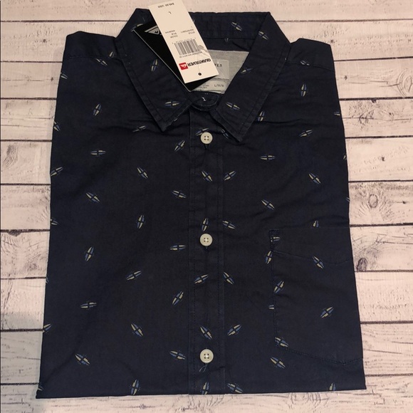 ๐ Quiksilver Fuji Mini Motif Short Sleeve Shirt - Picture 5 of 8